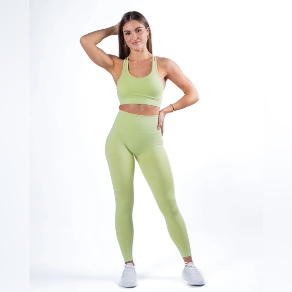 Alphalete Athletics Halo Leggings Color: Frozen Spring (Seamless) Gym/Workout - Picture 5 of 6